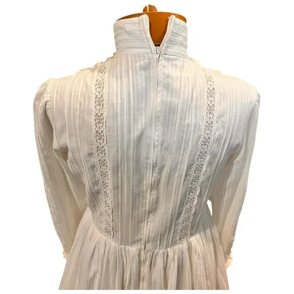Vintage 1970s Laura Ashley White Womens Dress Edwardian Prairie Ruffled Size 14 - Picture 5 of 14